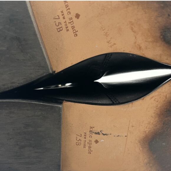 Kate Spade Black Leather Ankle Boots Spade Gold Charm Size 7.5 - Picture 7 of 8